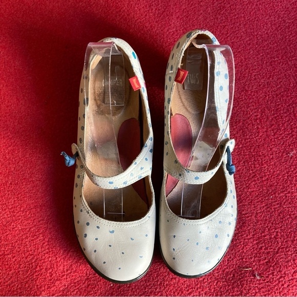 CAMPER TWS Sz 40 Beginners Heels Leather Mary Jane Style Rounded Toe Pumps Shoes - Picture 3 of 13